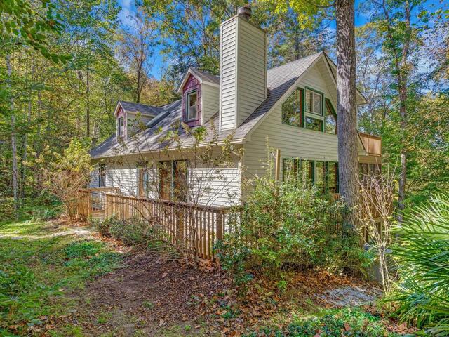 Photo of 262 Belvoir Drive