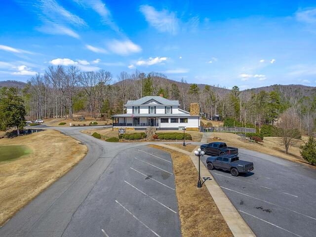 Photo of 262 Belvoir Drive