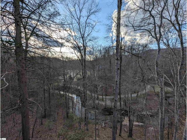 Photo of 262 Belvoir Drive