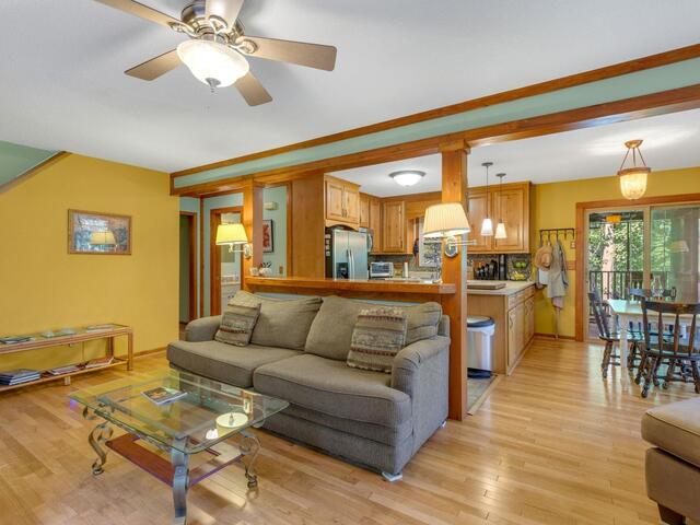 Photo of 262 Belvoir Drive