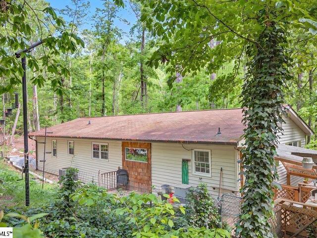 Photo of 274 Chinquapin Road