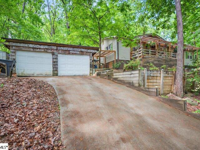 Photo of 274 Chinquapin Road