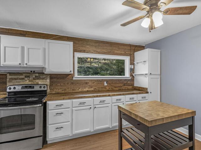 Photo of 274 Chinquapin Road