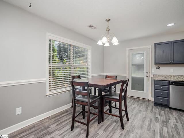 Photo of 432 Blairwood Court