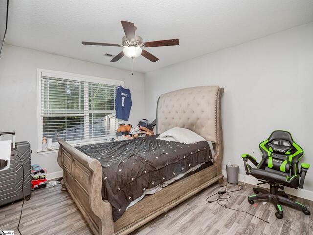 Photo of 432 Blairwood Court