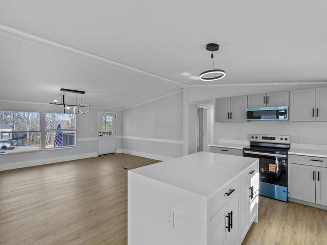 Photo of 310 Walnut Court