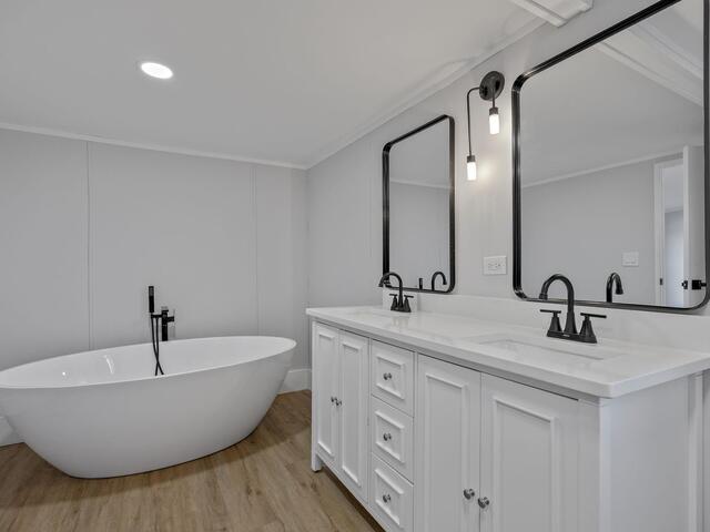 Photo of 310 Walnut Court