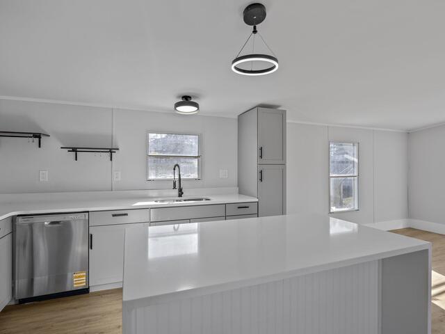 Photo of 310 Walnut Court