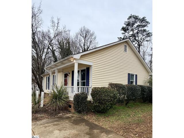 Photo of 104 Dunwoody Drive