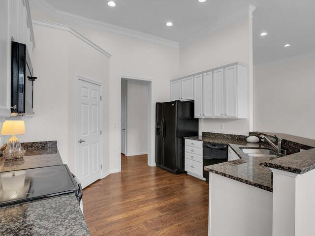 Photo of 104 Cottonpatch Court