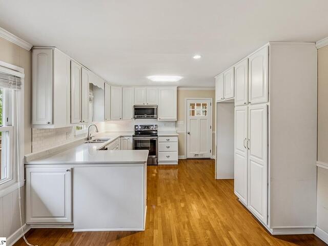 Photo of 106 Oak Forest Drive