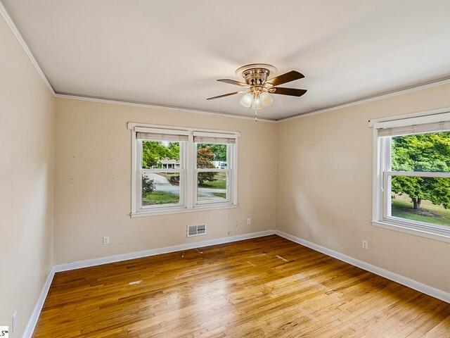 Photo of 106 Oak Forest Drive
