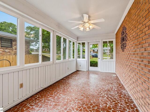 Photo of 106 Oak Forest Drive