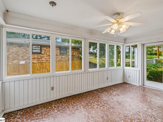 Photo of 106 Oak Forest Drive