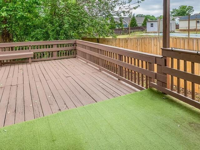 Photo of 106 Oak Forest Drive