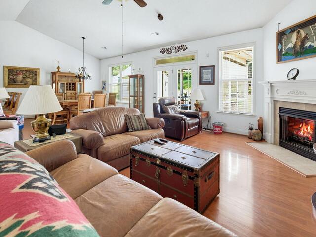 Photo of 120 Hubbard Lane