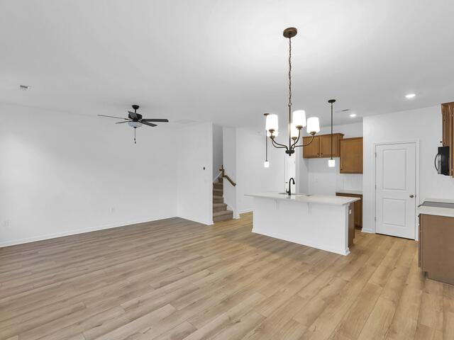 Photo of 404 Belgrove Way