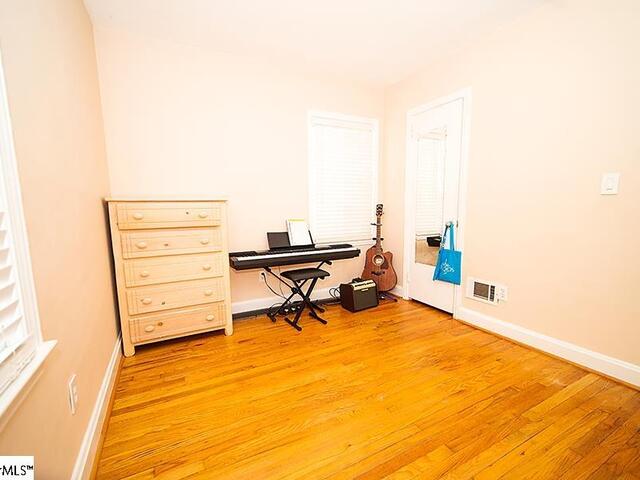 Photo of 13 N Garden Circle