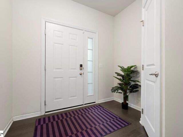 Photo of 463 Christiane Way