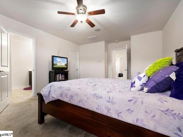 Photo of 463 Christiane Way