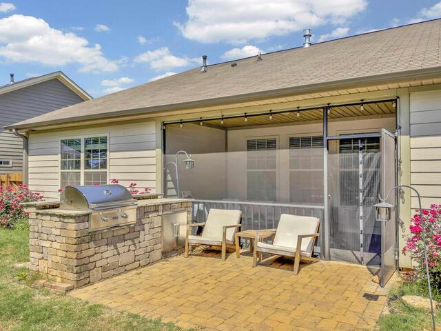 Photo of 207 Santa Ana Way