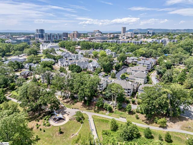 Photo of 168 Ridgeland Drive