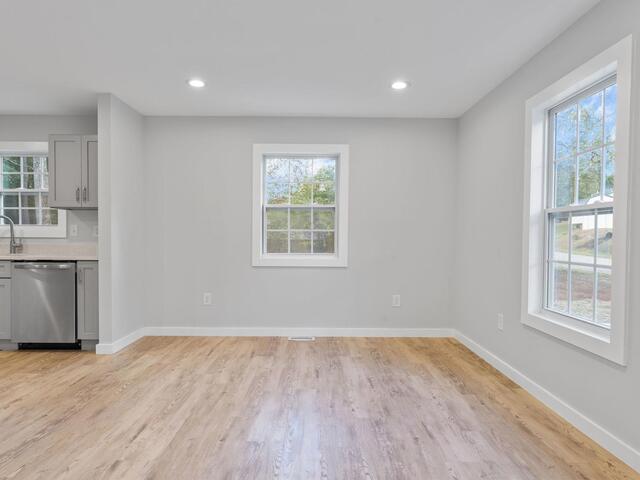 Photo of 420 Fox Valley Road