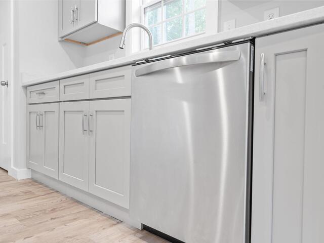 Photo of 420 Fox Valley Road