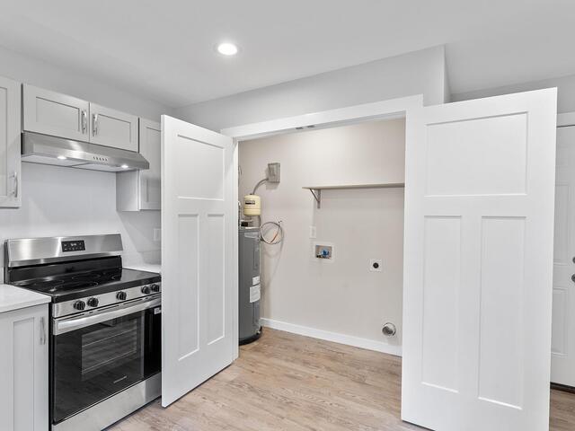 Photo of 420 Fox Valley Road