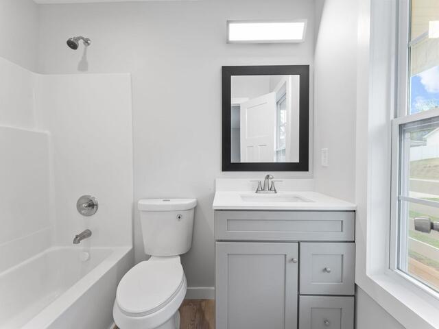 Photo of 420 Fox Valley Road