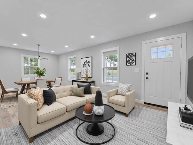 Photo of 420 Fox Valley Road