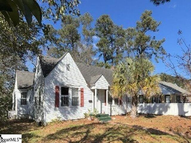 Photo of 1901 CAROLINA Avenue