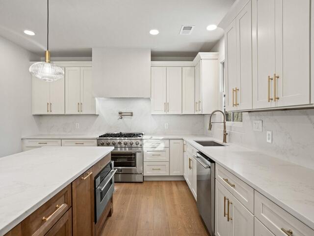 Photo of 328 Glen Hollow Road