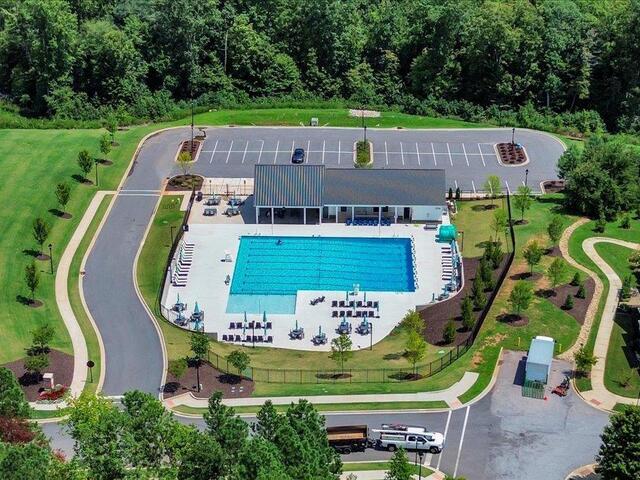 Photo of 404 Algonquin Trail