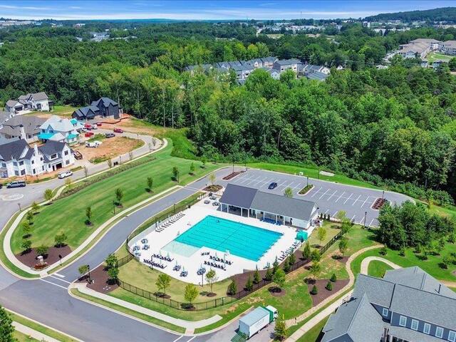 Photo of 404 Algonquin Trail