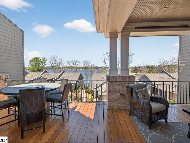 Photo of 132 Regatta Drive