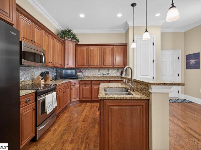 Photo of 132 Regatta Drive