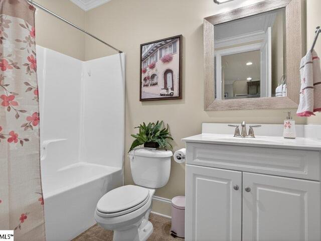 Photo of 132 Regatta Drive