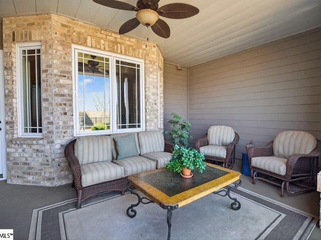 Photo of 132 Regatta Drive