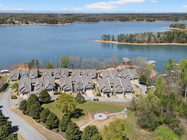 Photo of 132 Regatta Drive
