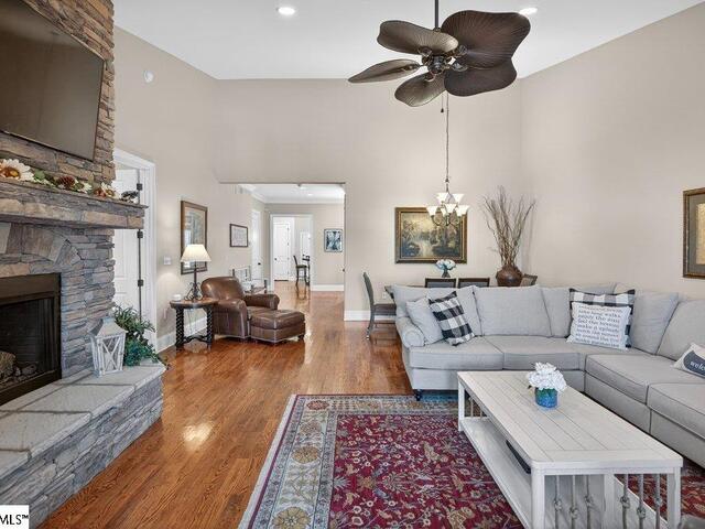 Photo of 132 Regatta Drive