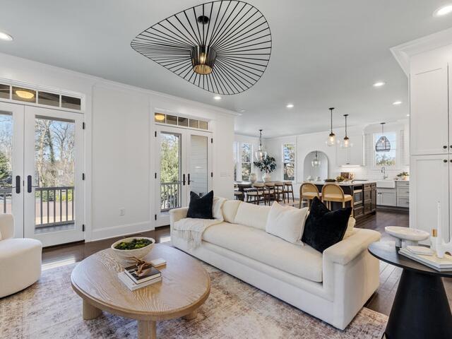 Photo of 425 E Faris Road