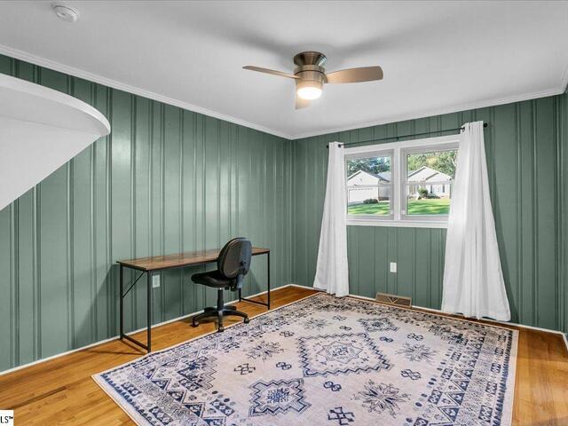 Photo of 303 Woodbluff Road