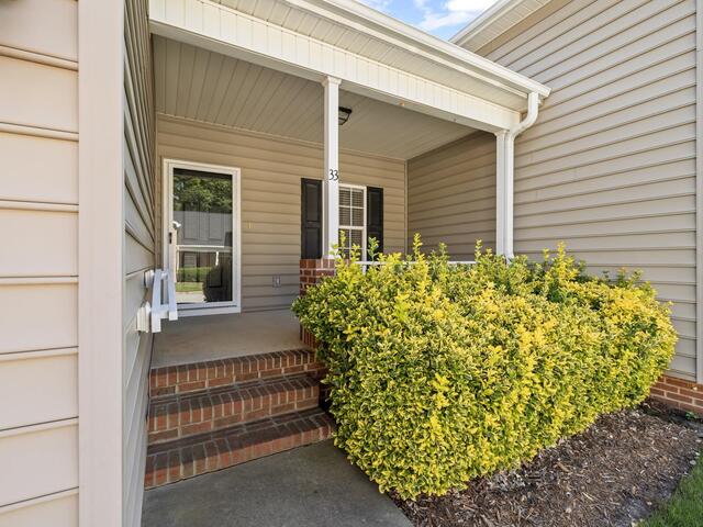 Photo of 33 Endeavor Circle