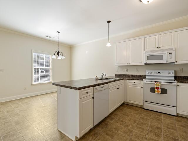 Photo of 33 Endeavor Circle