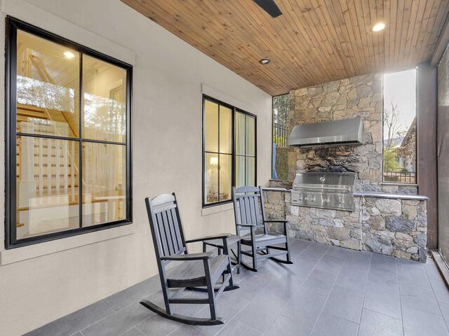 Photo of 243 Quay Court