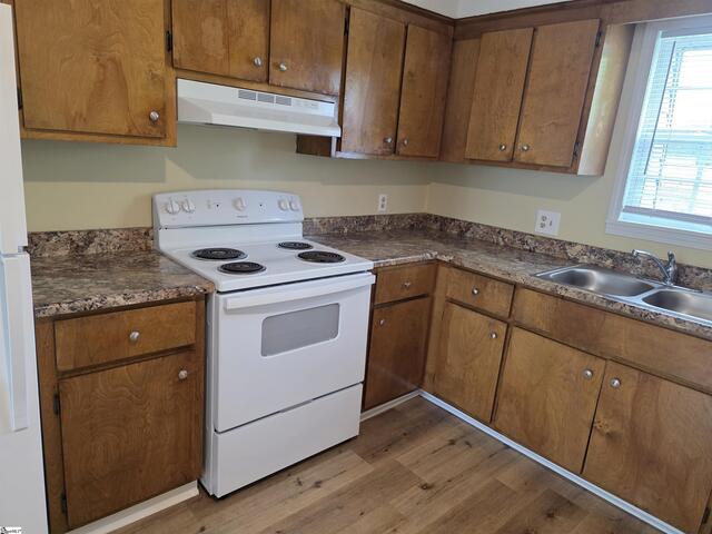 Photo of 713 E Curtis