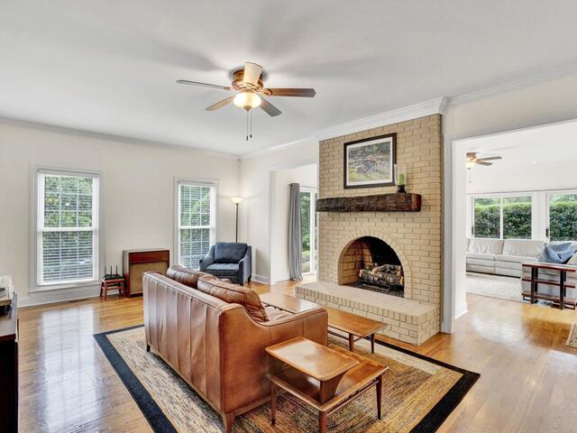 Photo of 102 Wood Creek Drive