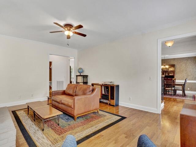 Photo of 102 Wood Creek Drive