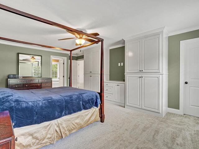 Photo of 102 Wood Creek Drive